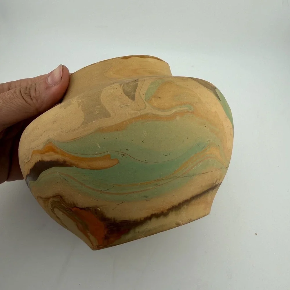 Nemadji Pottery Vase Medium Multicolor Excellent Marbled Swirl Clay 127